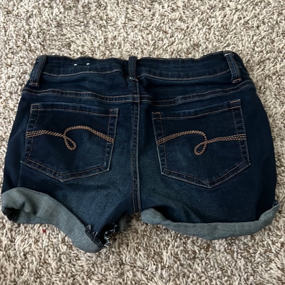 Justice girls dark wash denim shorts size: 14 - Picture 2 of 3